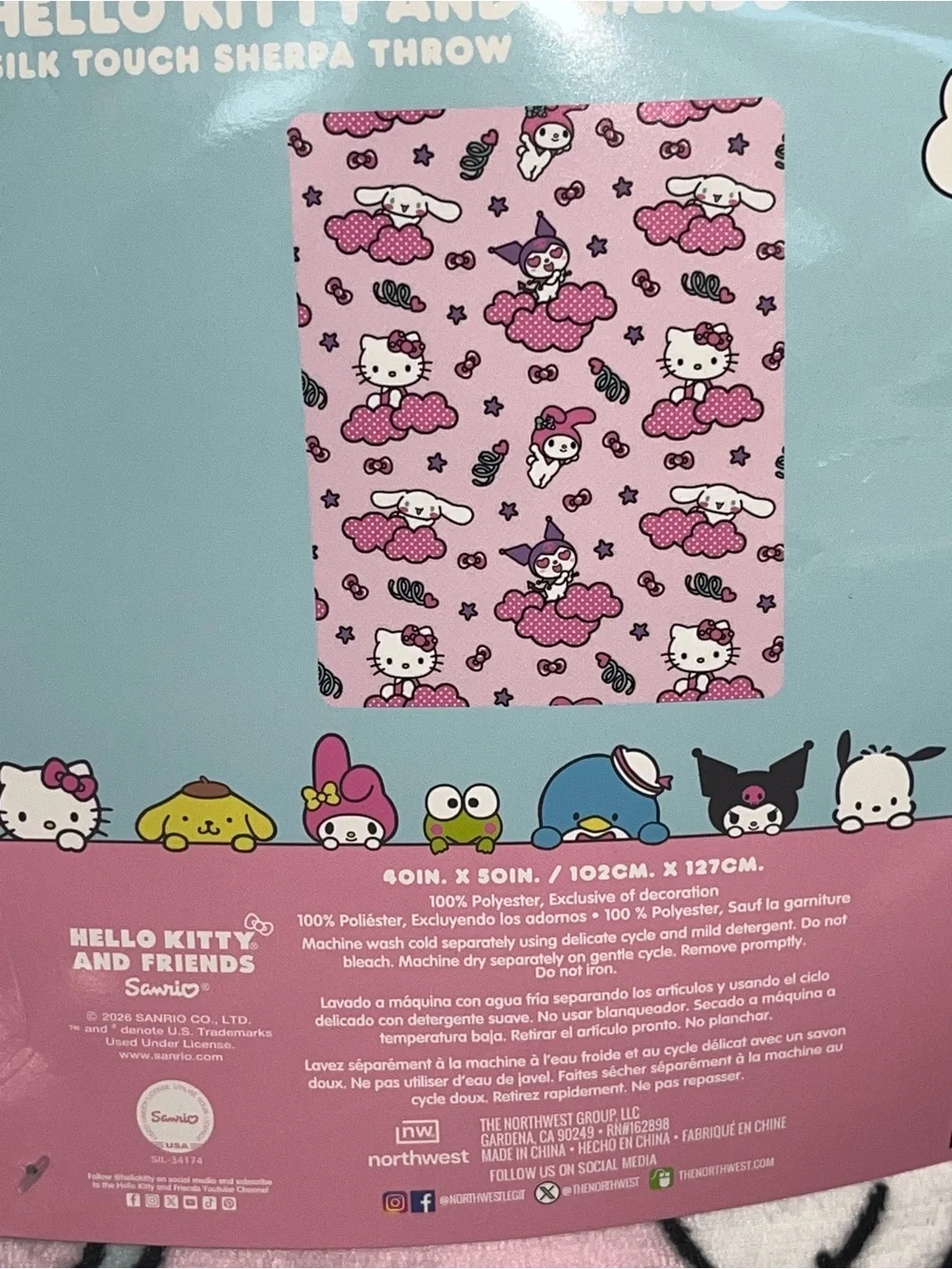Hello Kitty + My Melody + Kuromi + Cinnamoroll Pink Throw Blanket NEW